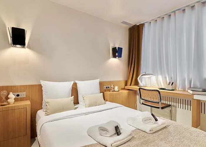Sublim Montaigne-eiffel Tower Apartman *