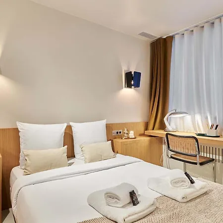 Sublim Montaigne-eiffel Tower Apartman *