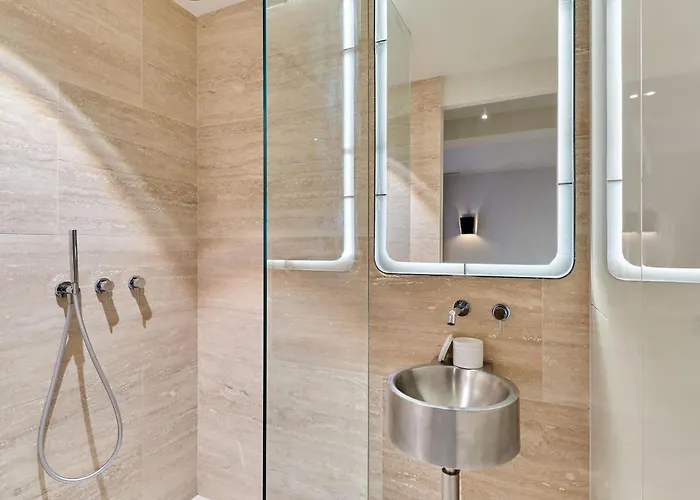 Apartman Sublim Montaigne-eiffel Tower *