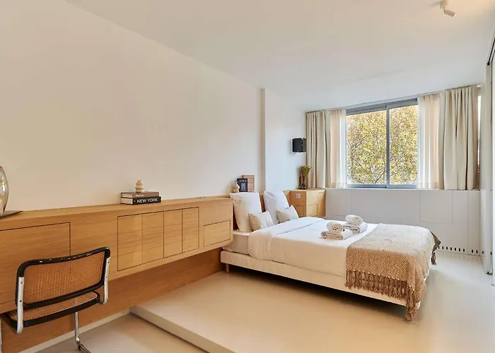 Sublim Montaigne-eiffel Tower Paříž