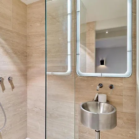 Appartement Sublim Montaigne-eiffel Tower *